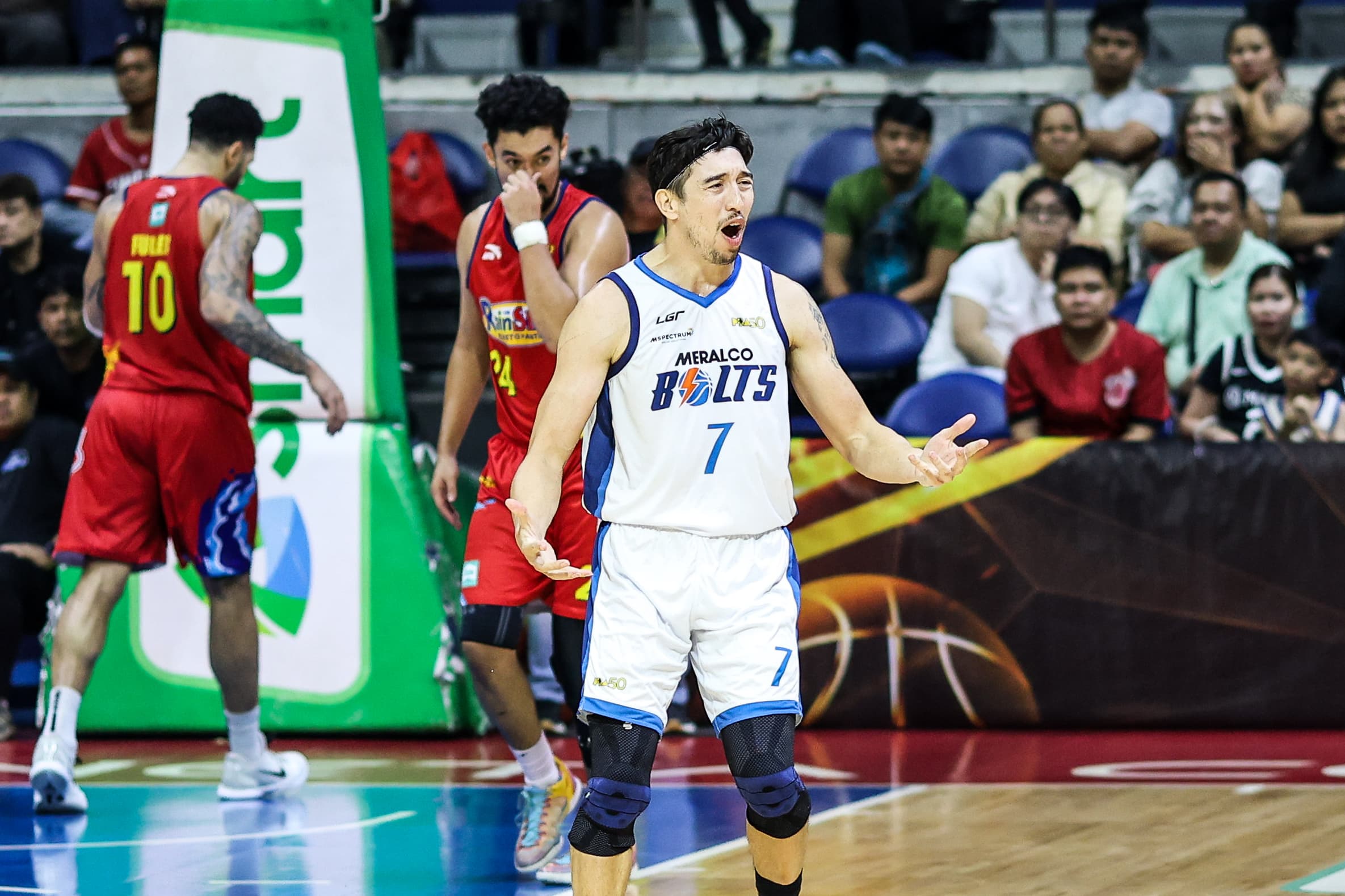 Cliff Hodge Dismisses Yeng Guiao’s Criticism After Rain or Shine Victory