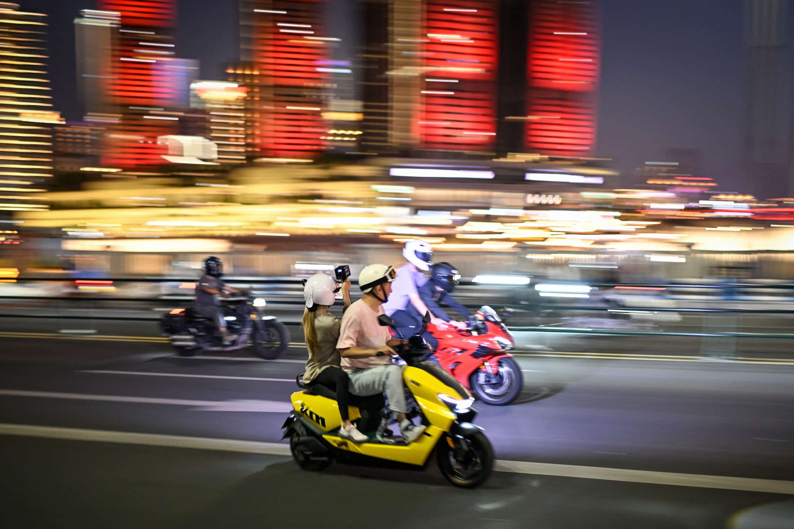 Motorbike Craze Drives Tourism Surge in China’s Chongqing