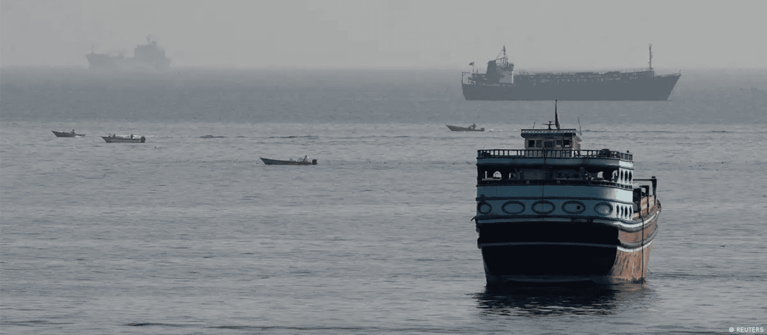 Iran and Oman Near Agreement on Strait of Hormuz Shipping Route Amid Ongoing Tensions