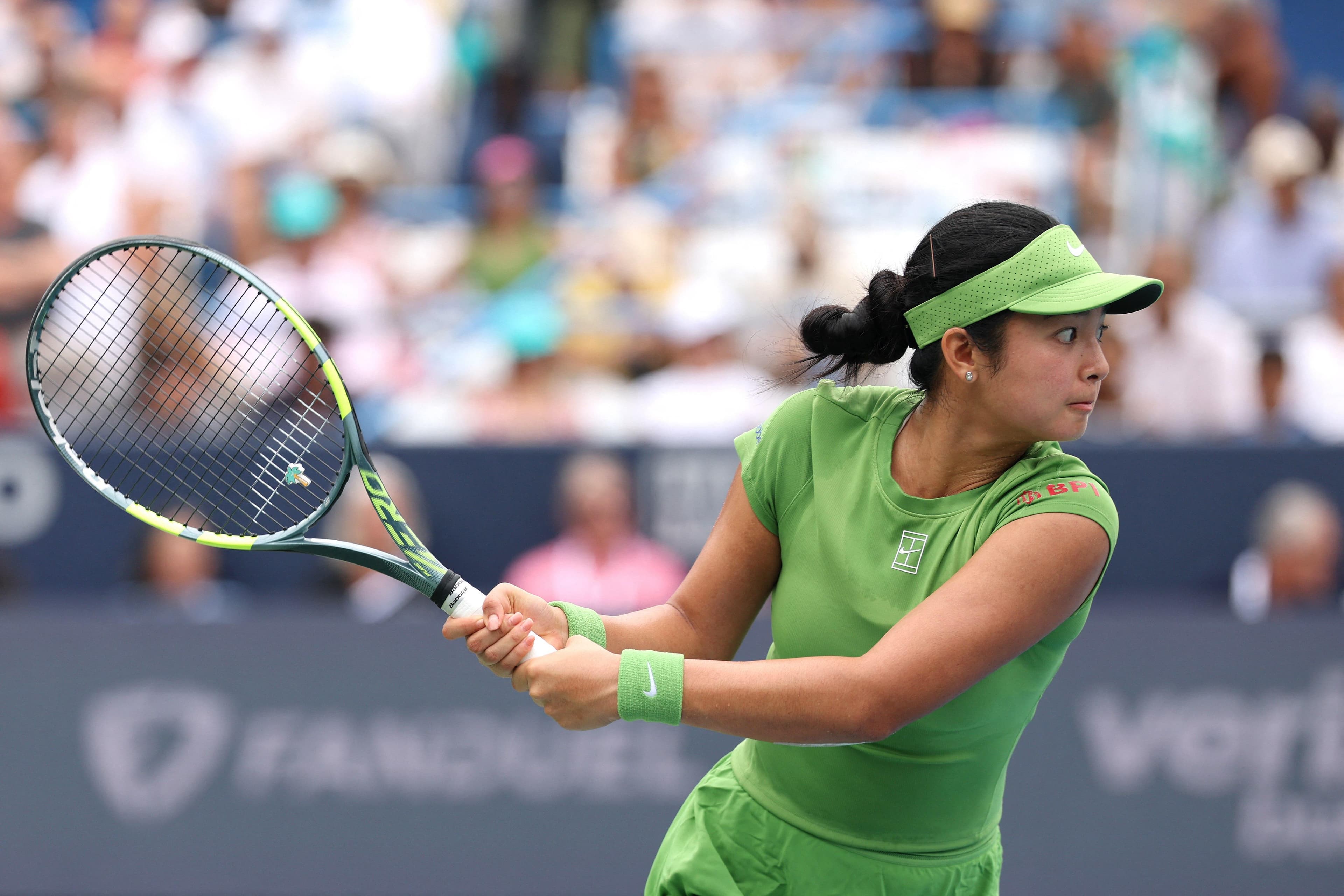 A Beginner’s Guide to Tennis Spectator Etiquette for New Fans